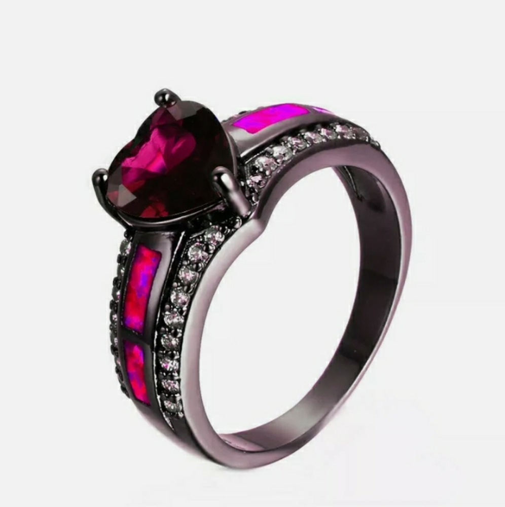 New Gorgeous Sz 8 Black & Pink Ring